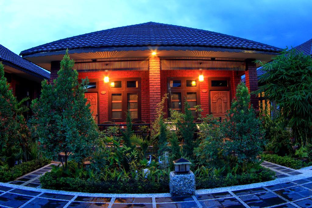 Hotel Brilliant Nyaung Shwe Kültér fotó