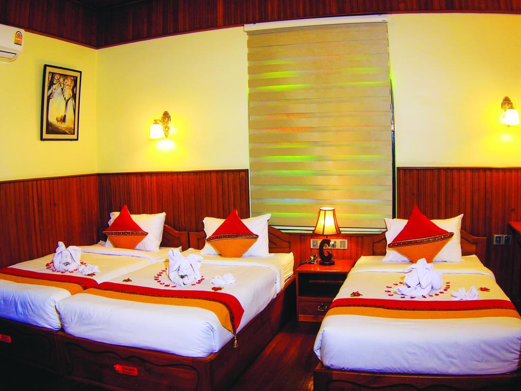 Hotel Brilliant Nyaung Shwe Kültér fotó