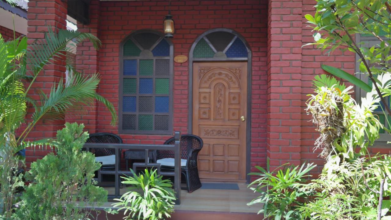 Hotel Brilliant Nyaung Shwe Kültér fotó